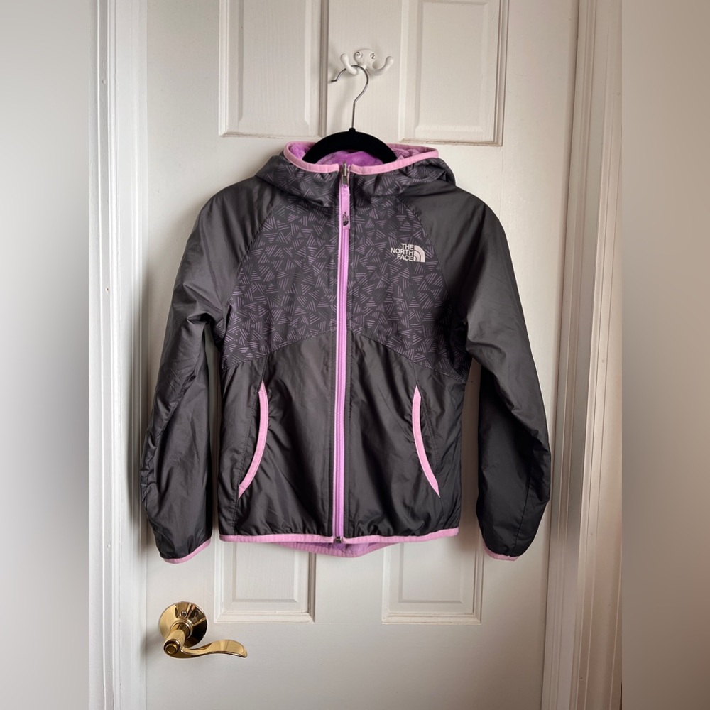 The north face big girl reservable jacket in size S